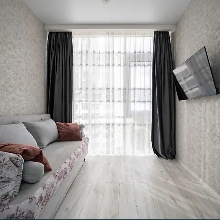 Apartment 2-к 5хв до моря та аркадії, жк Gagarin Plaza Fainorent 5012 Odesa