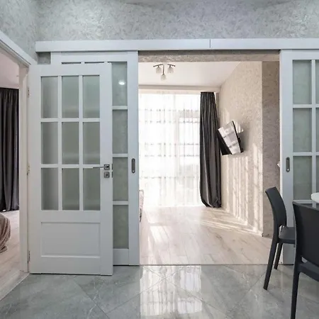 Apartment 2-к 5хв до моря та аркадії, жк Gagarin Plaza Fainorent 5012 Odesa