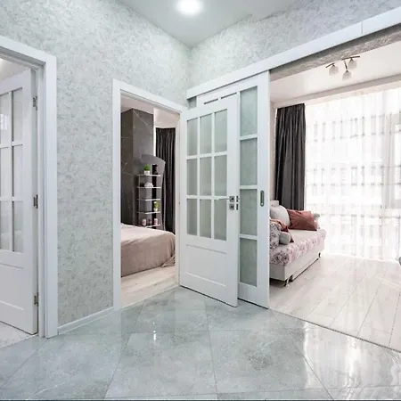 Apartment 2-к 5хв до моря та аркадії, жк Gagarin Plaza Fainorent 5012 Odesa