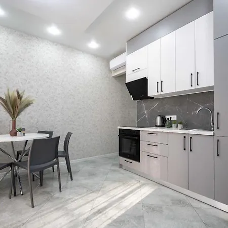 2-к 5хв до моря та аркадії, жк Gagarin Plaza Fainorent 5012 Apartment *